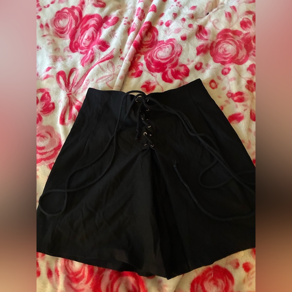 Fashion Nova Black Lace-Up Detail High Waisted Shorts NWT